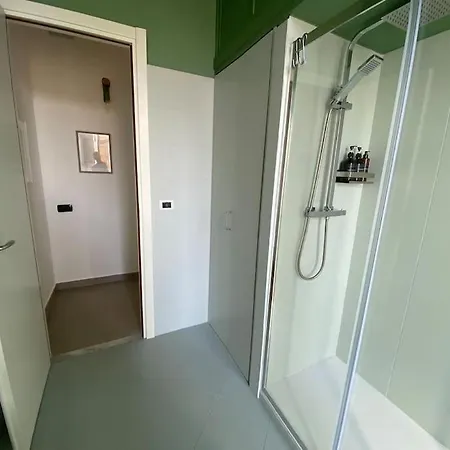 Angie's Center Apartment
